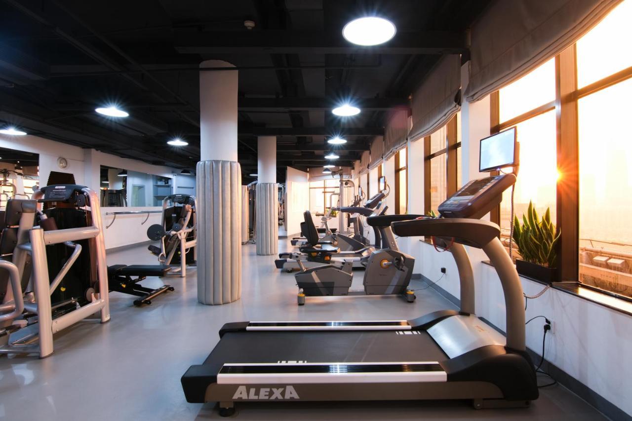 Grand Skylight Hotel Shenzhen: Business Zone Retreat with Perks Exterior photo
