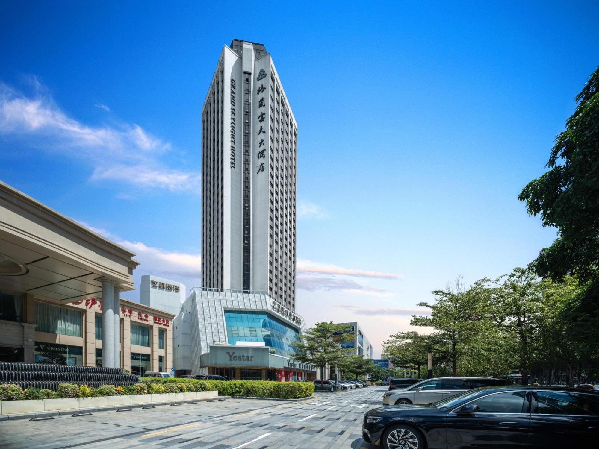 Grand Skylight Hotel Shenzhen: Business Zone Retreat with Perks Exterior photo