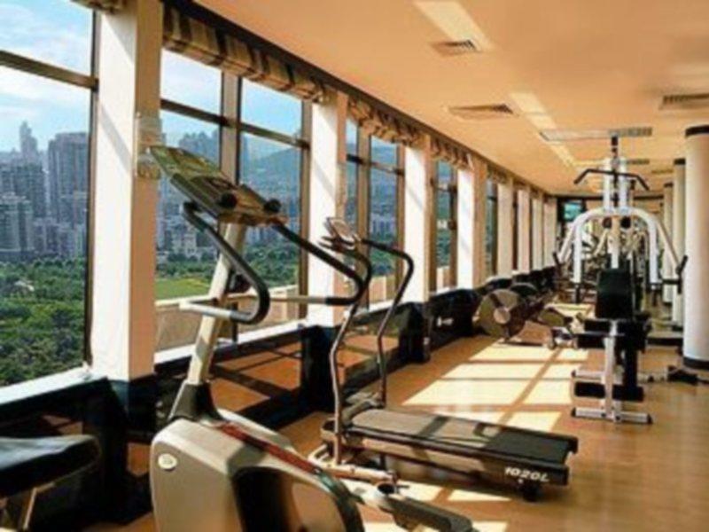Grand Skylight Hotel Shenzhen: Business Zone Retreat with Perks Exterior photo